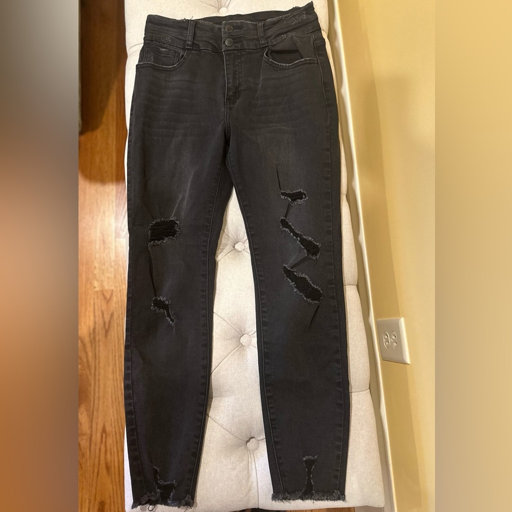 KanCan Black High Rise Ankle Skinny Distressed Women Jeans